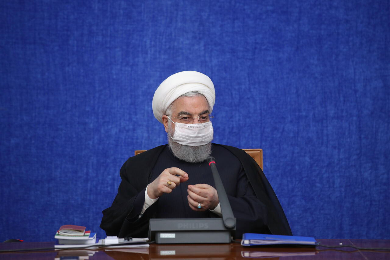 روحانی: دشمن می‌ خواست به بهانه کرونا کشور را تعطیل کنیم