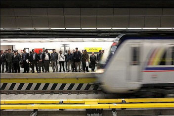 در روز ۲۲ بهمن، مترو خدمات رایگان ارائه می دهد