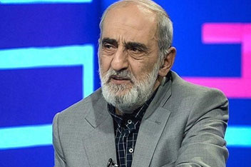 حسین شریعتمداری ادعای قالیباف را مبنی بر بردن پیام رهبری رد کرد + فیلم
