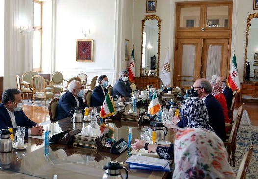 ظریف در دیدار با همتای ایرلندی بر ضرورت رفع کامل و موثر تحریم‌های آمریکا تاکید کرد