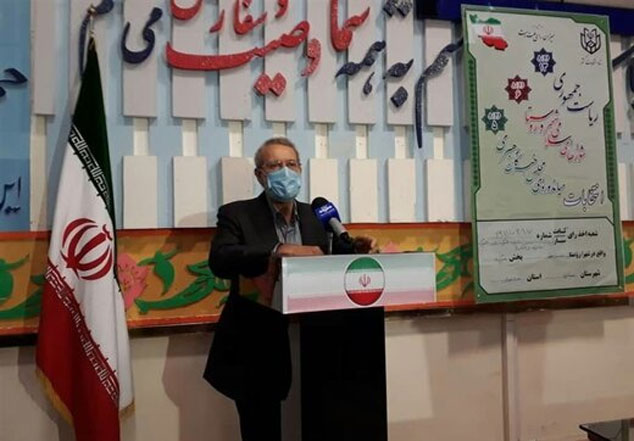 لاریجانی: دیدار انتخاباتی با هیچ کاندیدایی نداشتم