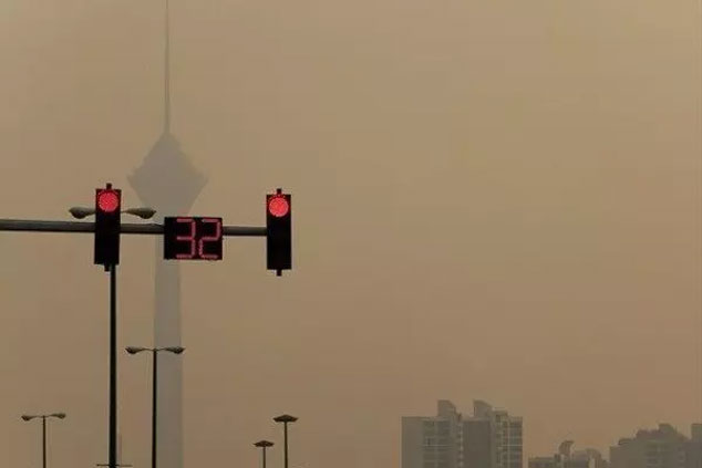 کیفیت هوای تهران در شرایط «خطرناک»