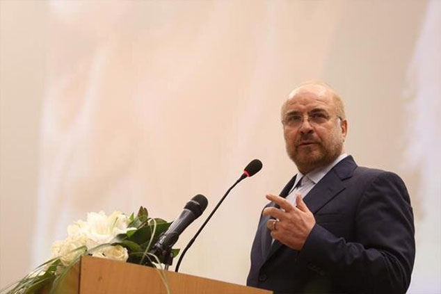 قالیباف در پنجمین اجلاسیه سراسری اساتید شبکه تربیتی بسیج صالحین، از مشکلات در حوزه اجرایی گفت