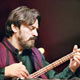 زمزمه لالایی در باد