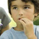 ناخن جویدن در کودکان