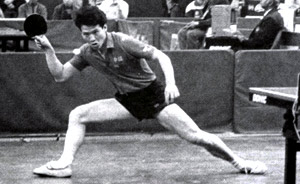 چين‌شين هوآ، عضو تيم ملى چين در مسابقات جهانى ۱۹۸۵ سوئد و مسابقات جهانى ۱۹۸۷ هند

