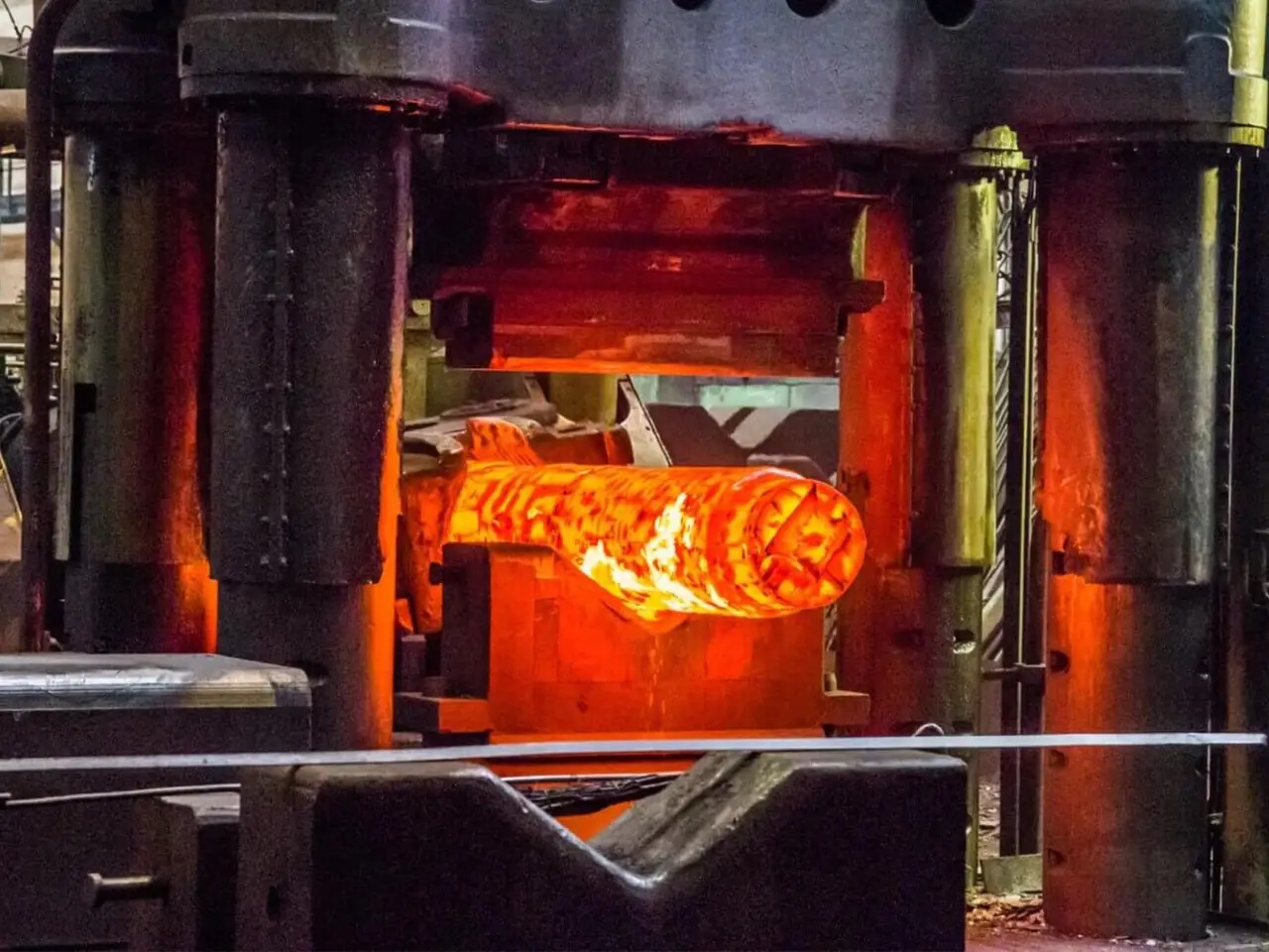 آشنایی با دنیای شگفت‌انگیز تولید قطعات فلزی