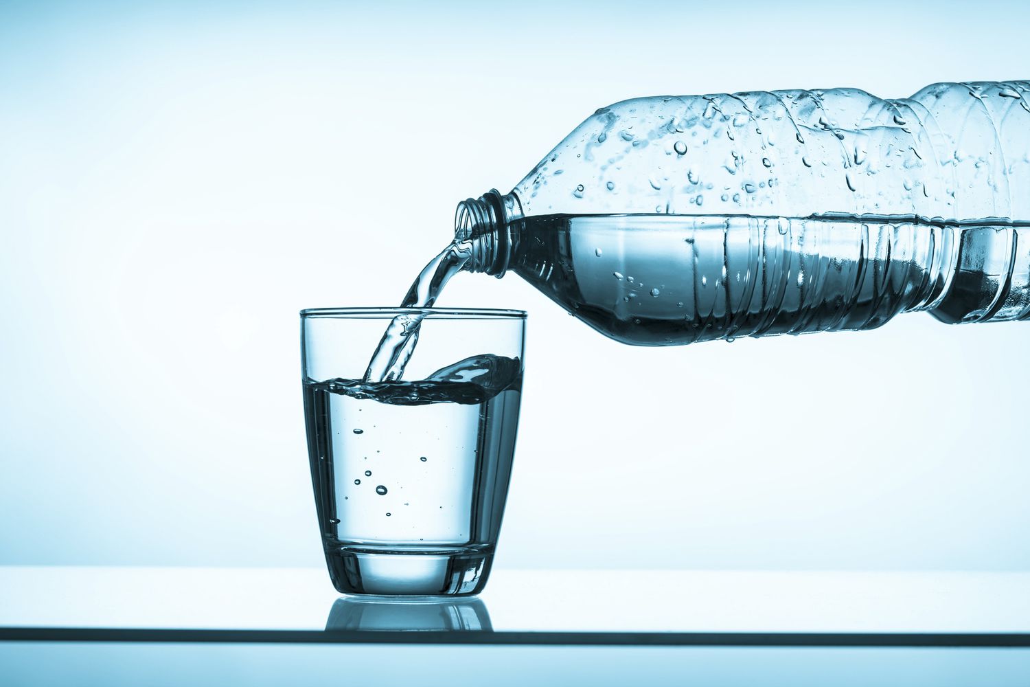 معایب آب معدنی