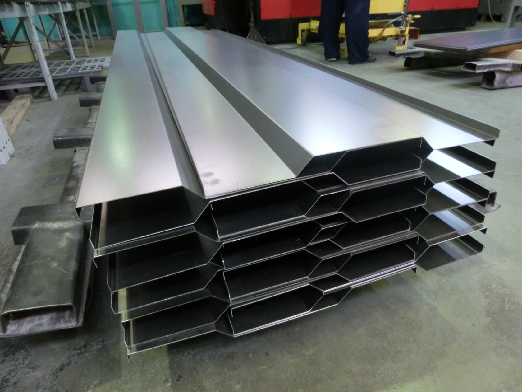 تفاوت لوله و پروفیل استیل