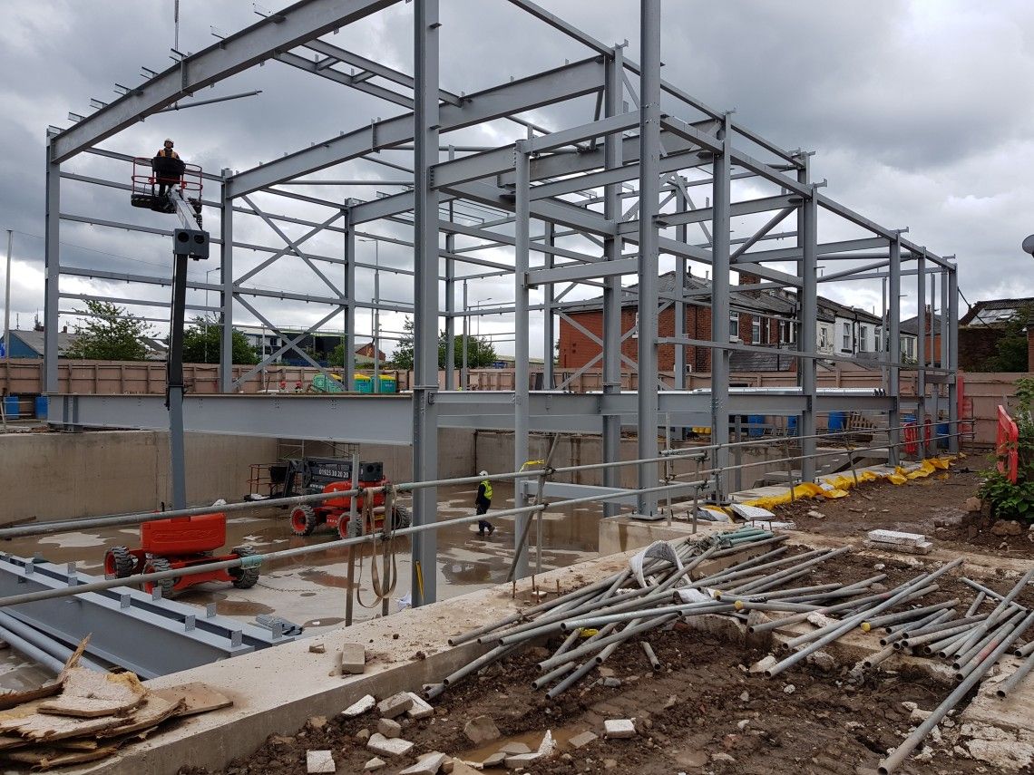 نبشی ساختمانی گالوانیز