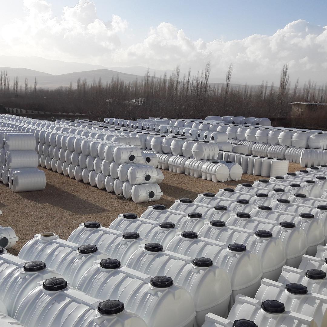 مخزن آب عمودی