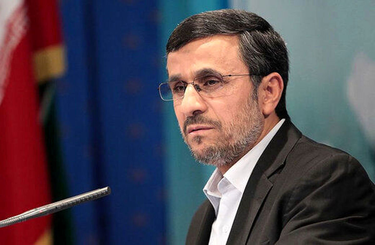 اولین واکنش احمدی‌نژاد به حضور در انتخابات ریاست جمهوری